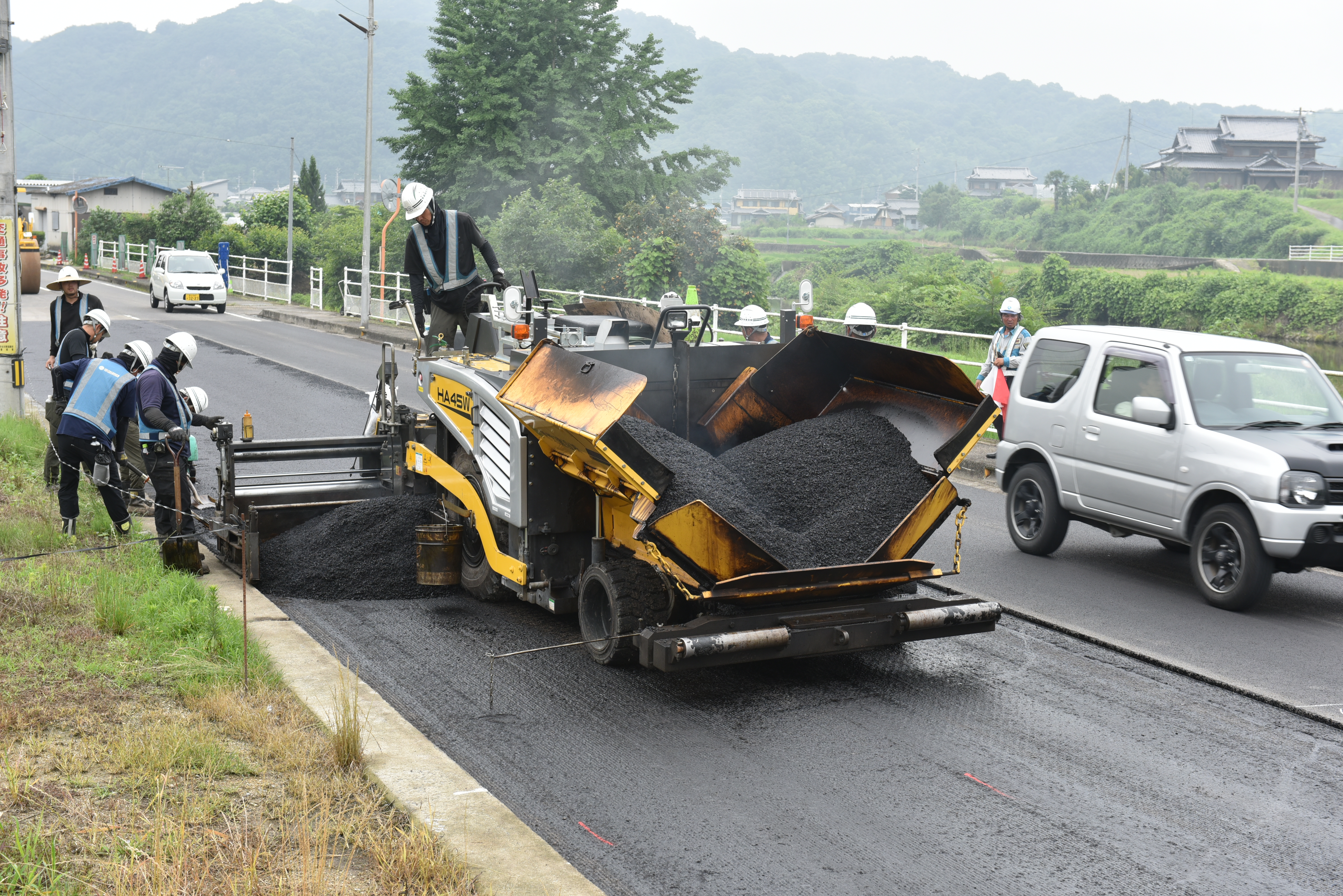 西道維第１２１号　県道観音寺池田線　道路維持修繕工事（舗装工）